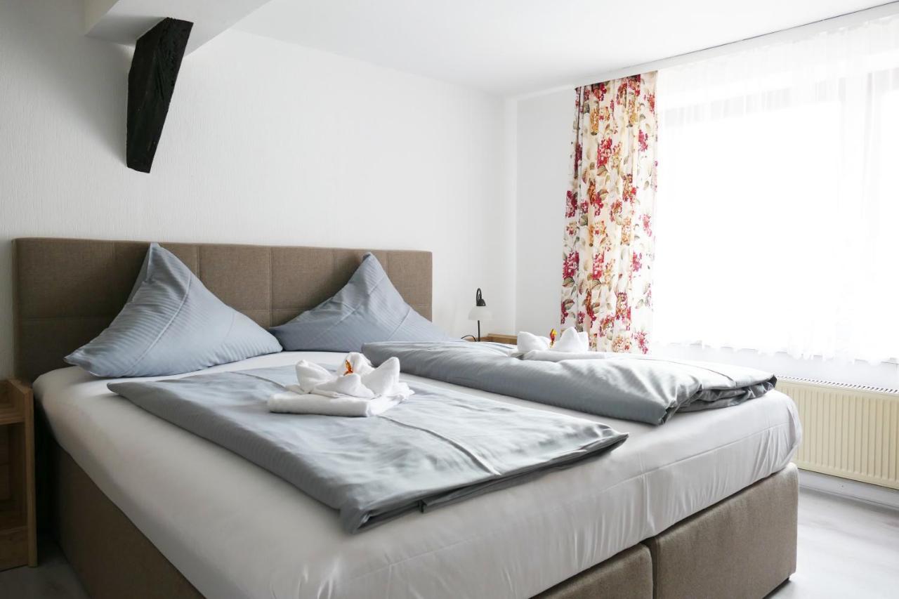 Hotel Weserstuben Bodenwerder Esterno foto
