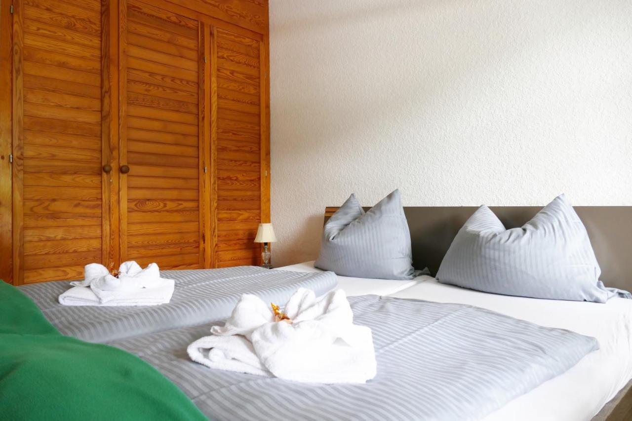 Hotel Weserstuben Bodenwerder Esterno foto